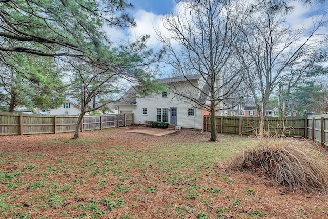 view of yard with a patio