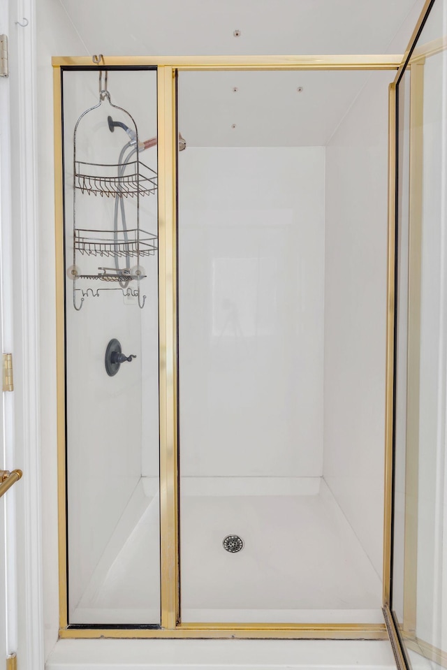 bathroom with walk in shower