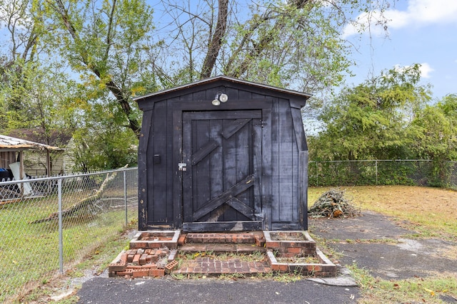 view of outdoor structure