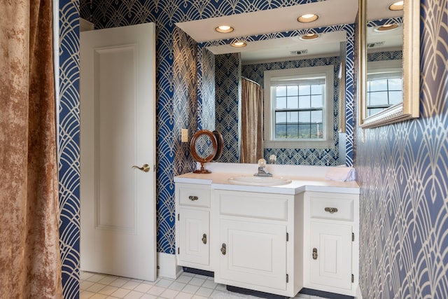 bathroom with vanity