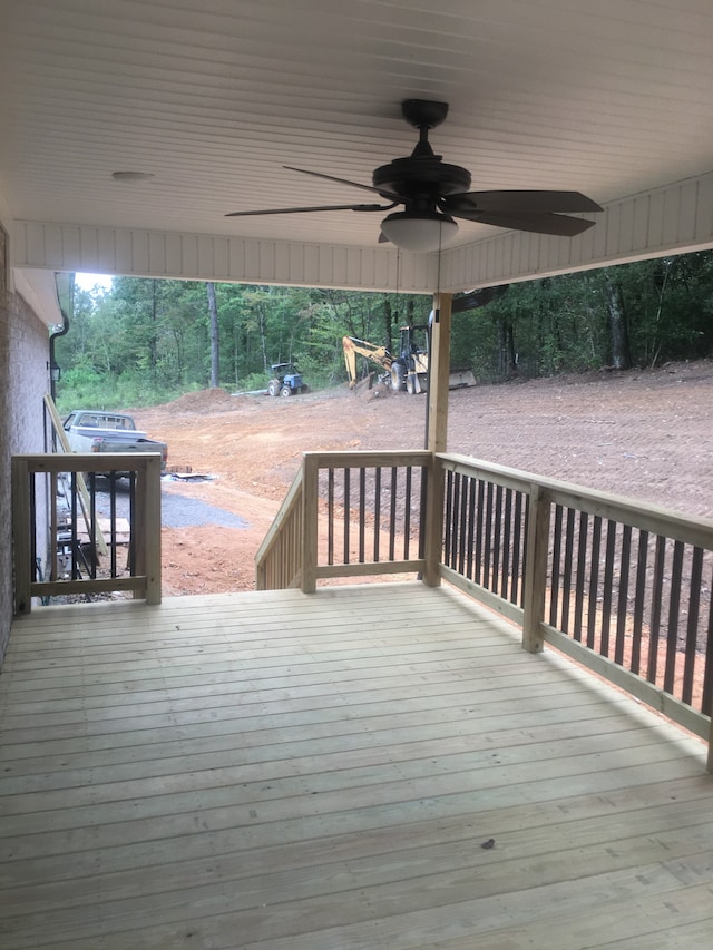 deck featuring ceiling fan