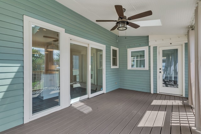 deck with ceiling fan