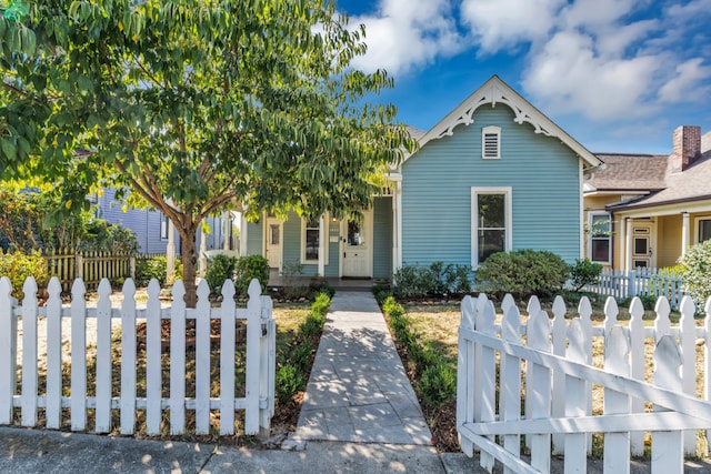 view of front of house with covered porch