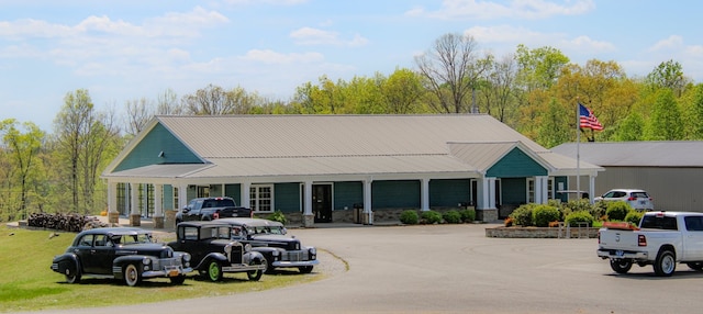 view of building exterior