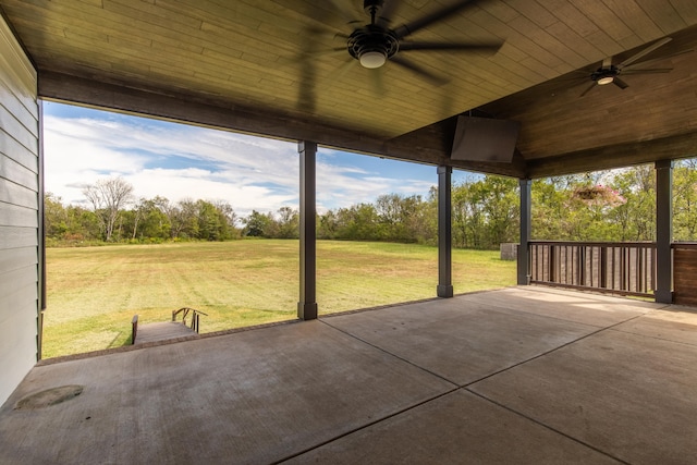 view of patio featuring ceiling fan