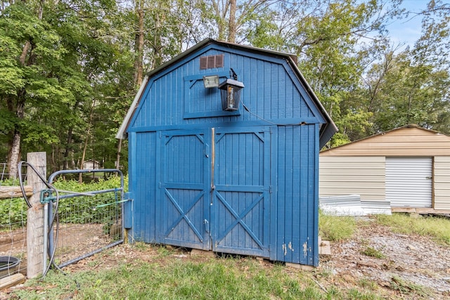 view of outbuilding