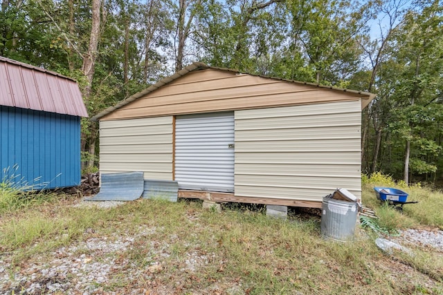 view of outbuilding