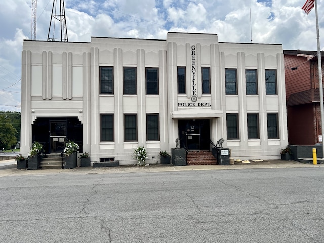 view of building exterior