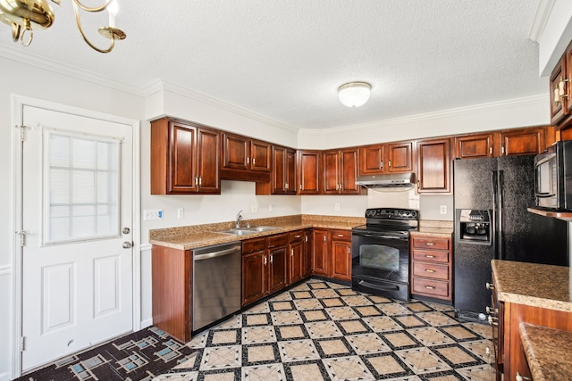 kitchen featuring sink, black appliances, a textured ceiling, and ornamental molding