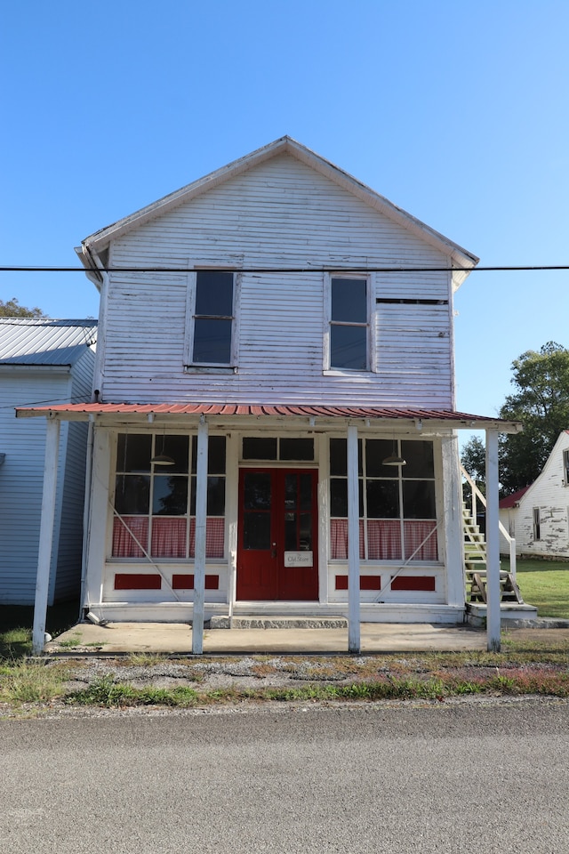 view of front of house with a porch