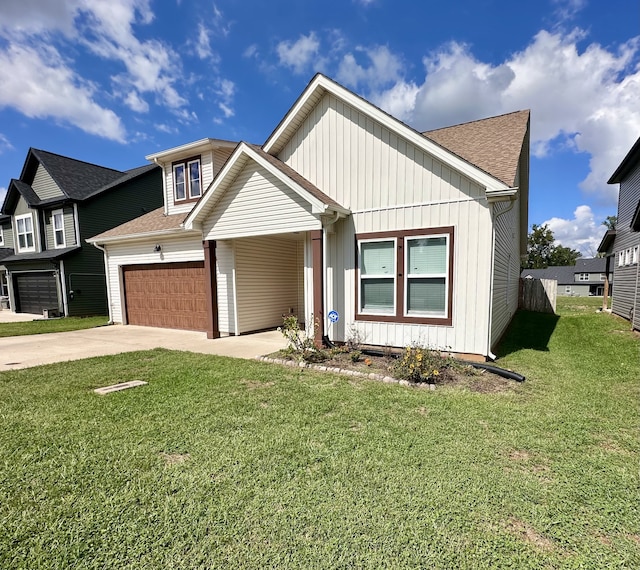 view of front of house with a front yard