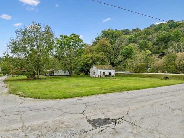 Listing photo 3 for 22 Post Office Ln, Pleasant Shade TN 37145