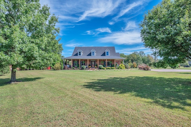 view of front facade featuring a front yard and a porch