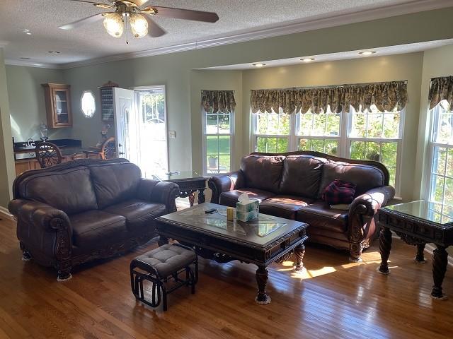 320 Eastern Shores Dr, Lexington, TN 38351 - photo 17