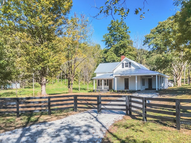 view of front of house featuring a porch