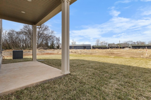 view of yard with a patio area