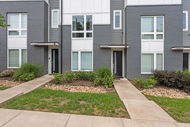 view of townhome / multi-family property