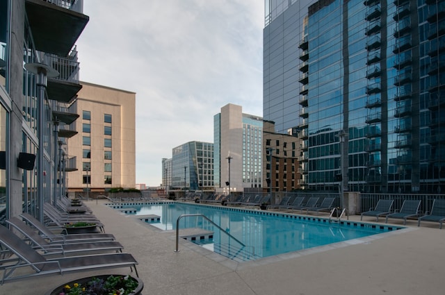 view of swimming pool