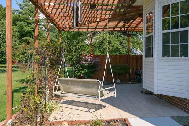 view of patio featuring a pergola