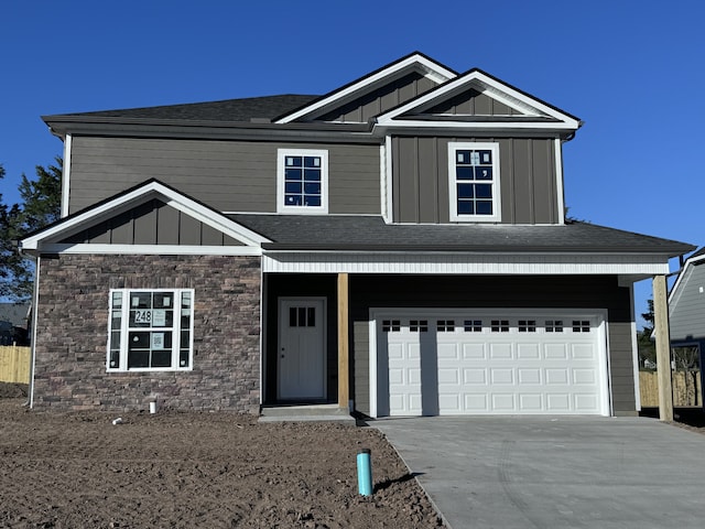 view of front of property featuring a garage