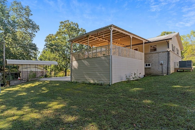 111 Parkview Dr, Mcminnville, TN 37110 - view of home's exterior featuring a yard and central AC
