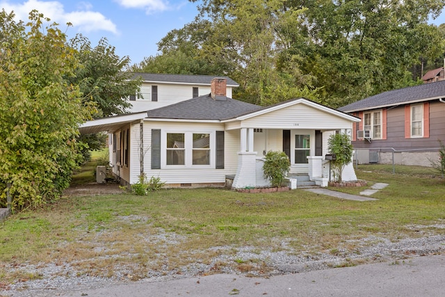 view of front of house with a front yard