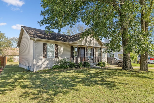 view of front of house featuring a front yard