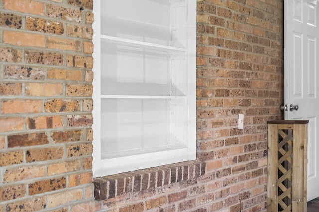 201 Lee Ave, Portland, TN 37148 - details with brick siding