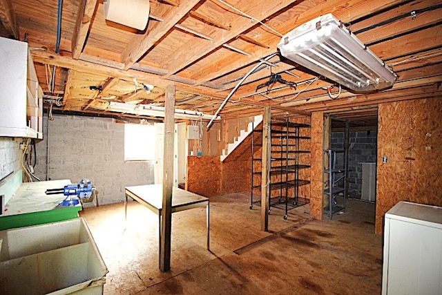 basement featuring washer / clothes dryer