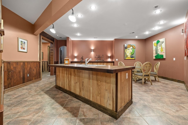 kitchen featuring sink