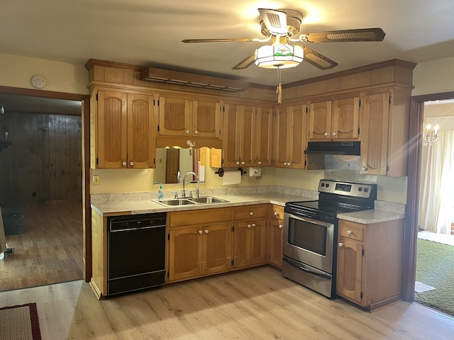 kitchen with dishwasher, sink, stainless steel range with electric cooktop, light hardwood / wood-style floors, and ceiling fan