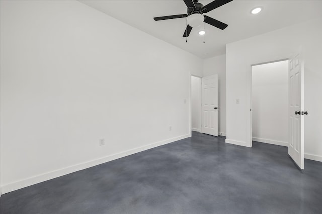 unfurnished bedroom featuring ceiling fan