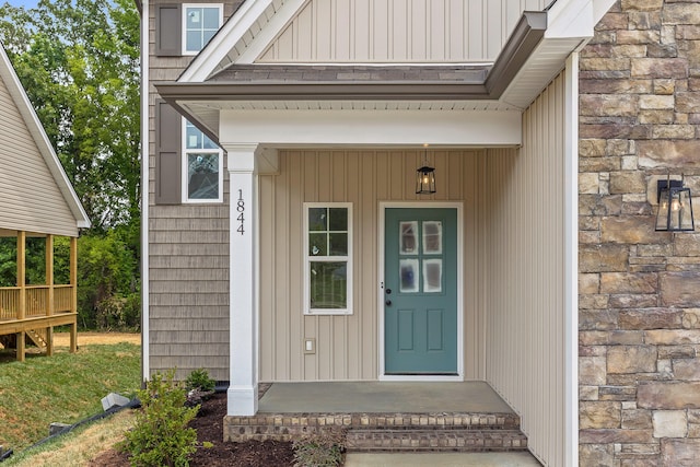 view of entrance to property