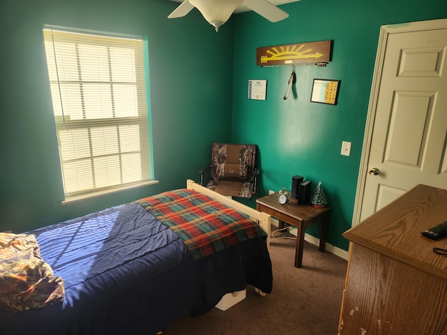 bedroom featuring carpet floors and ceiling fan