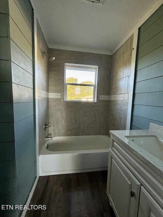 131 Christie Cir, Red Boiling Springs, TN 37150 - full bath featuring vanity, wood finished floors, and  shower combination