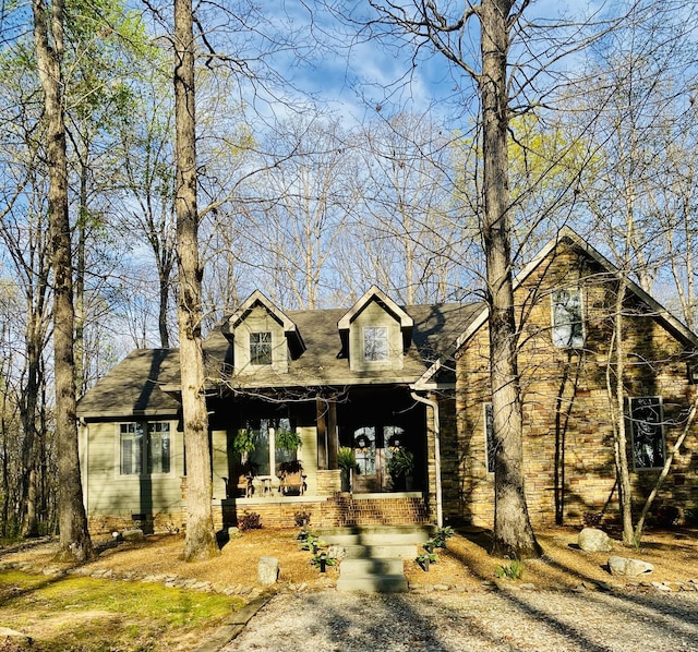 2271 Timberwood Trce, Monteagle, TN 37356 - cape cod home featuring a porch