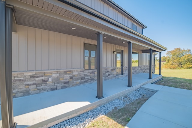 view of patio / terrace featuring a porch