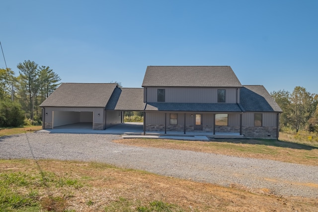 view of front of house featuring a front yard and a porch