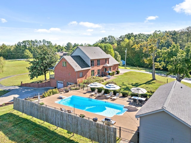 2264 Lock B Rd N, Clarksville, TN 37043 - view of swimming pool with a patio
