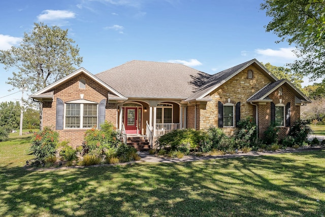 view of front facade with a front lawn