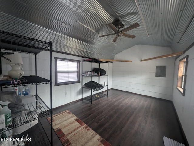 372 Perkins Trl, Deer Lodge, TN 37726