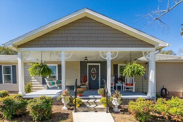 view of front of property featuring a porch