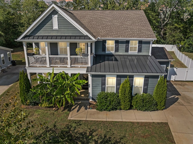 view of front of home featuring a porch