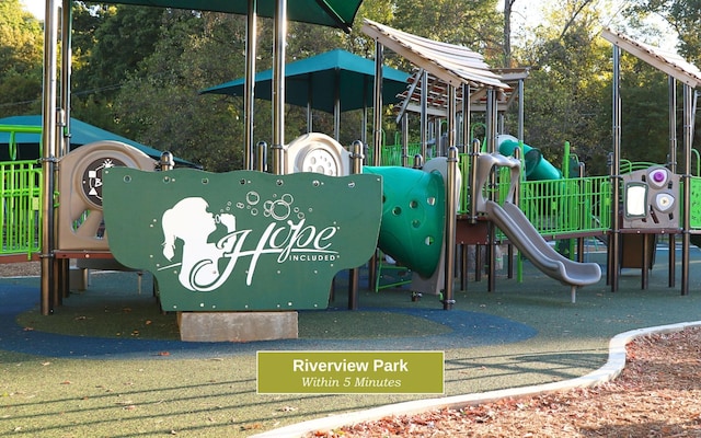 1871 Notting Hl, Chattanooga, TN 37405 - view of community play area