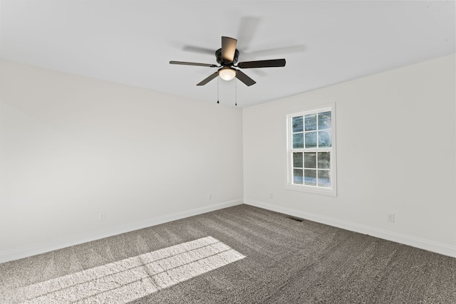 unfurnished room with carpet floors and ceiling fan