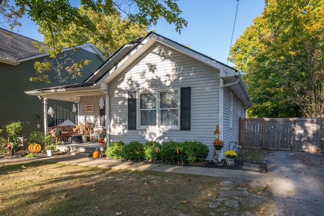 view of front of home with a porch