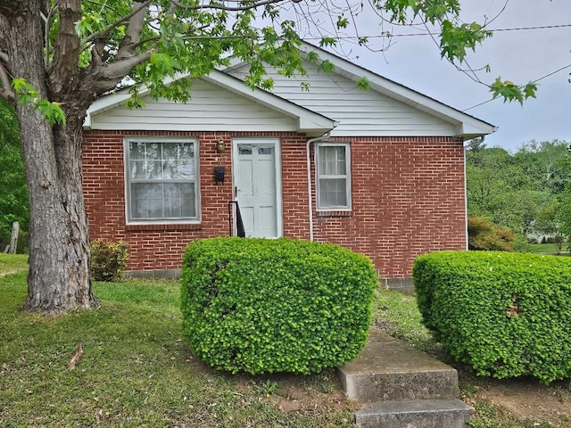 407 College Ave E, Carthage, TN 37030 - view of front of house featuring brick siding