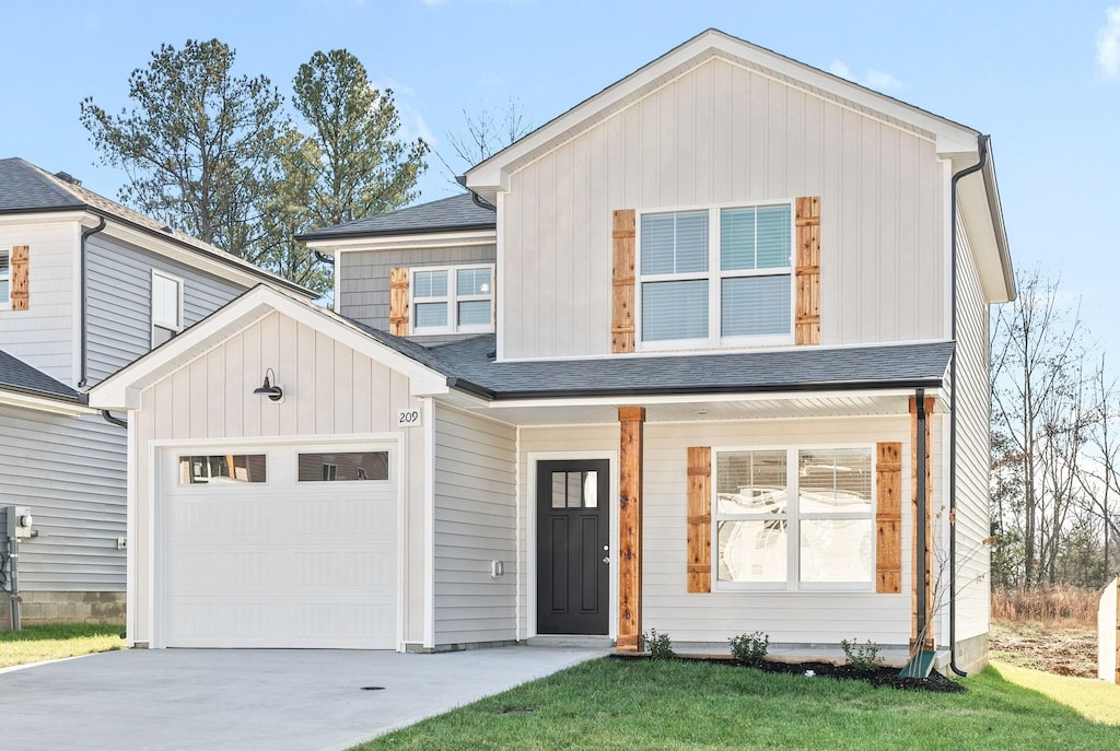 view of front of house featuring a garage