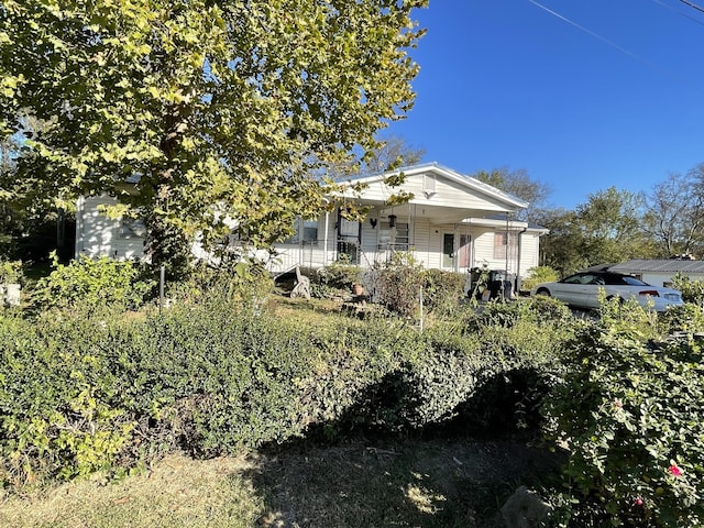 view of front of house with a porch