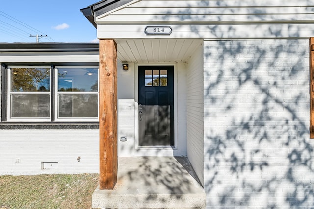 view of property entrance